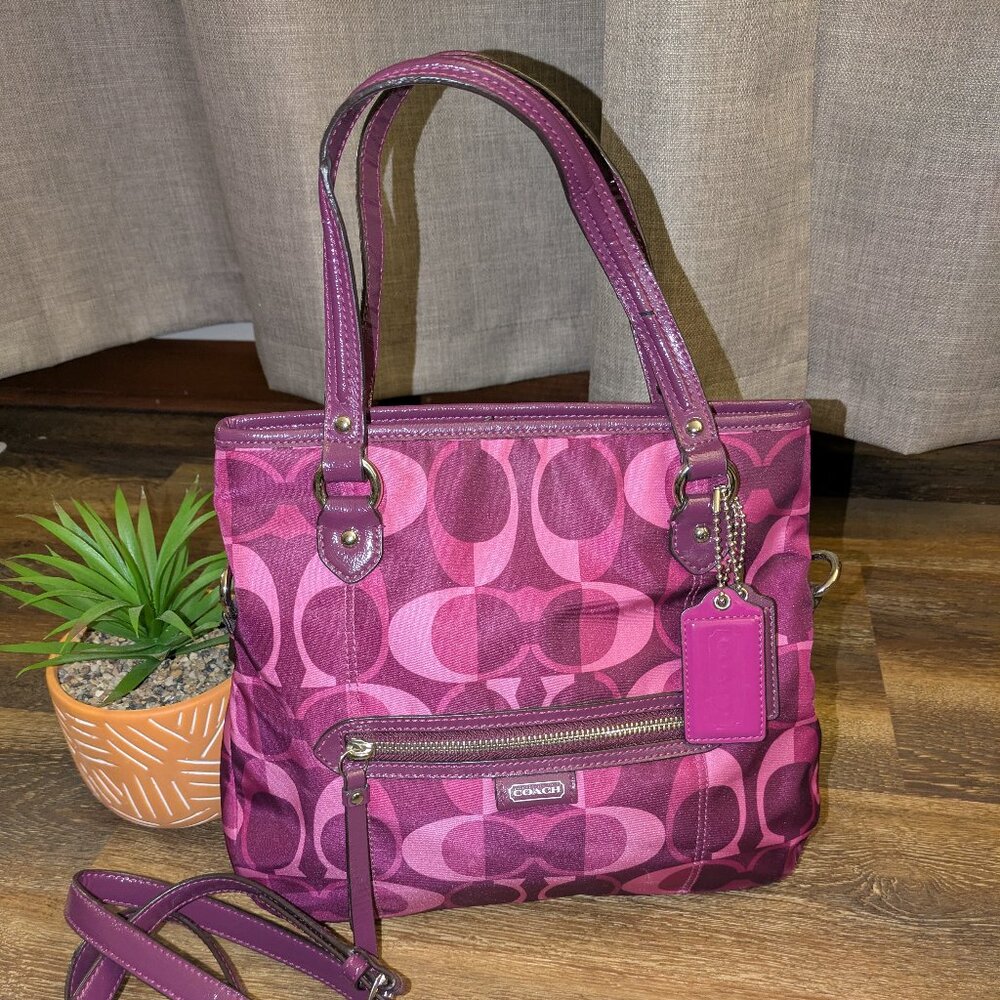 Coach Signature Tote in Passion Berry